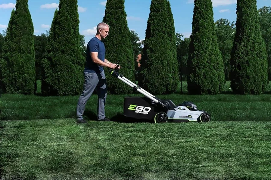 battery operated push lawn mowers